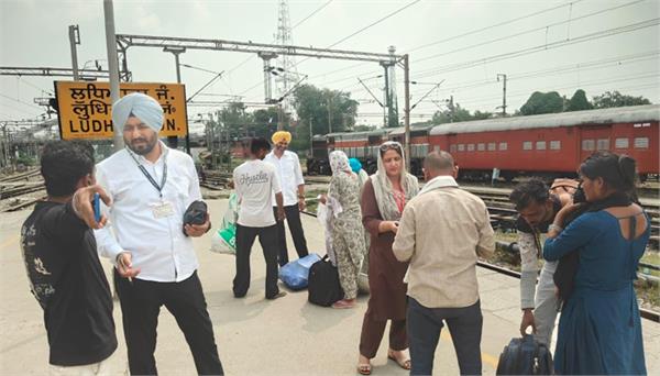 intensive ticket checking drive at ludhiana station