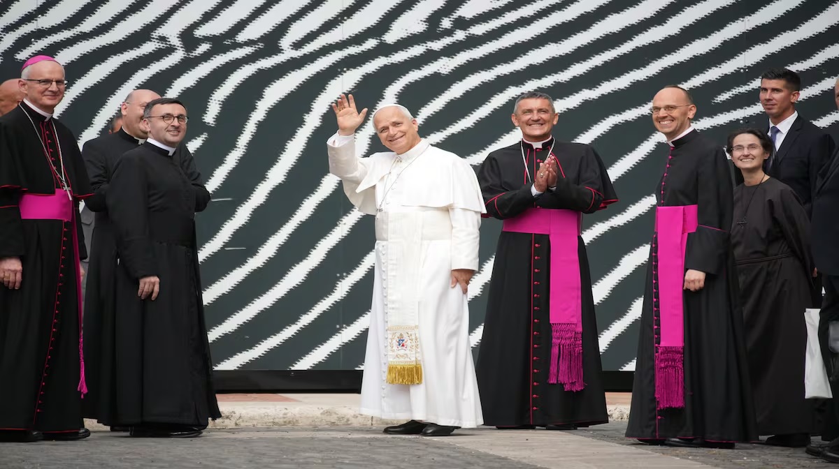 ਪੋਪ ਲੀਓ ਦੇ 71ਵੇਂ ਜਨਮਦਿਨ ’ਤੇ ਵੈਟੀਕਨ ਕਰਮਚਾਰੀਆਂ ਨੂੰ ਮਿਲਿਆ ਤੋਹਫ਼ਾ, ਤਨਖ਼ਾਹ ਕਟੌਤੀ ਵਾਪਸ ਲੈਣ ਦਾ ਹੁਕਮ