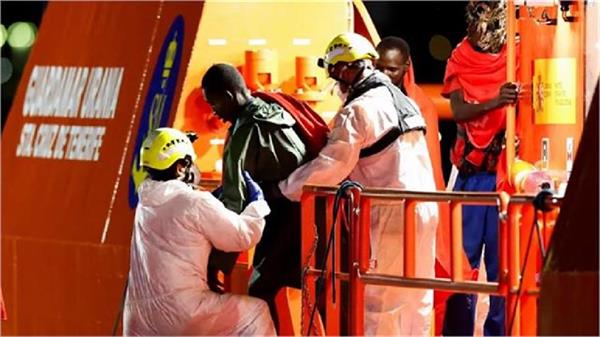 migrant boat from gambia stranded at sea