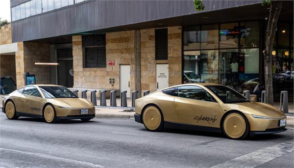 tesla driverless taxi raises regulators concerns