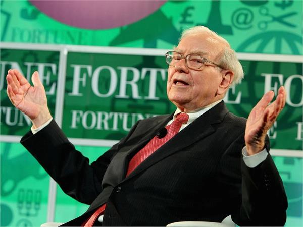 warren buffett resigns as chairman of berkshire hathaway