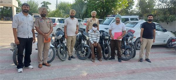 robbery gang busted in sultanpur lodhi