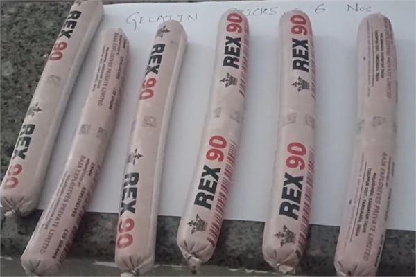 madhya pradesh warehouse  300 kg  gelatin sticks theft