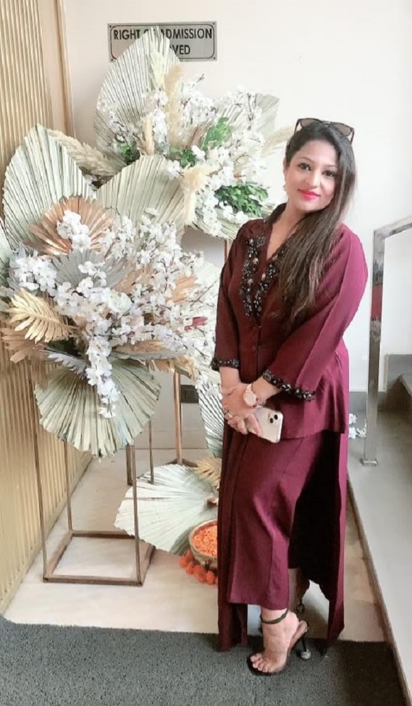 ਔਰਤਾਂ ’ਚ ਵਧਿਆ ਟ੍ਰਾਂਸਪੇਰੈਂਟ ਫੁੱਟਵੀਅਰ ਦਾ ਕ੍ਰੇਜ਼