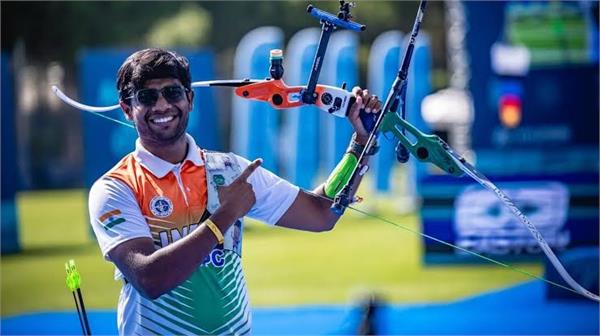 dhiraj in excellent form  dola banerjee