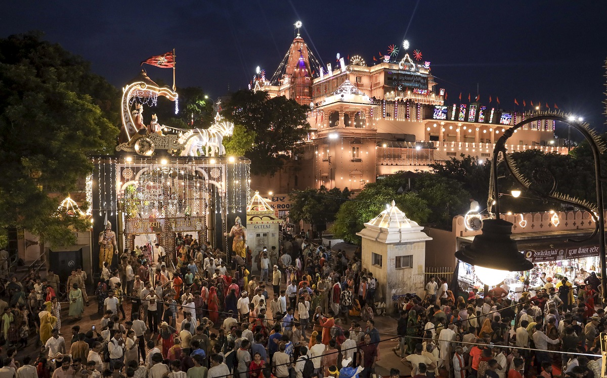 ਸਾਲ ''ਚ ਸਿਰਫ਼ ਇਕ ਵਾਰ ਹੋਣ ਵਾਲੀ ਬਾਂਕੇ ਬਿਹਾਰੀ ਦੀ ਮੰਗਲਾ ਆਰਤੀ ਹੋਈ ਸੰਪੰਨ