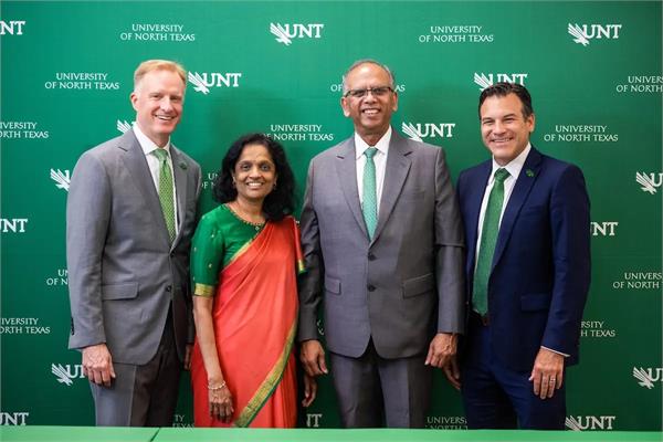 indian origin couple donates