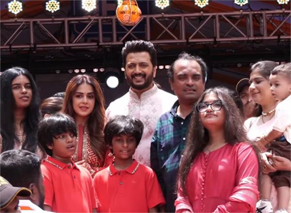 riteish genelia and jatinder attend dahi handi festival