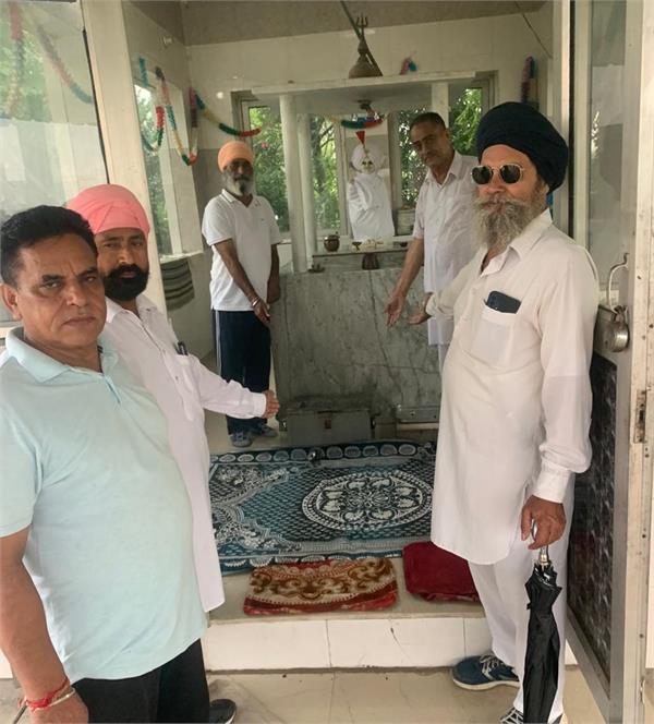 thieves broke the golak at the nagar khera place of dugri in rupnagar