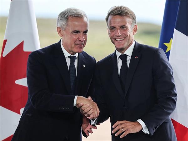 emmanuel macron met with mark carney