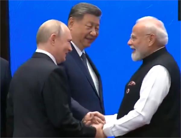 pm modi and xijinping meeting