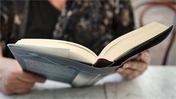 read books and get paid