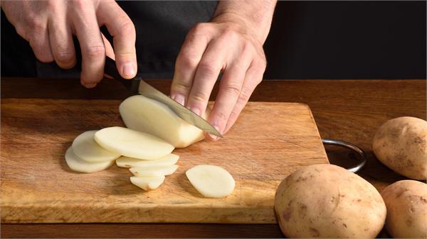 potatoes turn black after being cut try these tips 