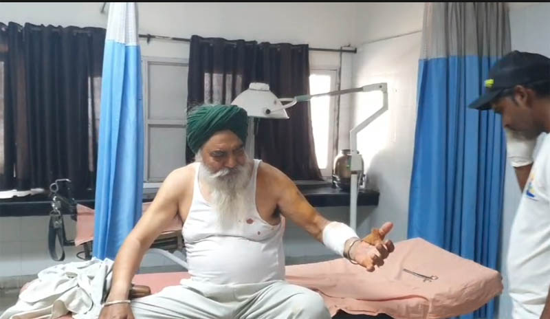 ਫਿਲੌਰ ਵਿਖੇ ਮੋਟਰਸਾਈਕਲ ਸਵਾਰ ਨੌਜਵਾਨਾਂ ਨੇ ਵਿਅਕਤੀ ਨੂੰ ਘੇਰ ਕੀਤਾ ਹਮਲਾ