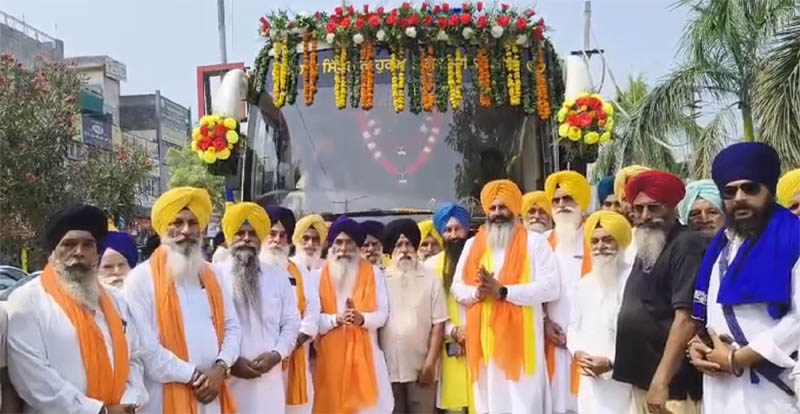 ਤਖ਼ਤ ਸ੍ਰੀ ਕੇਸਗੜ੍ਹ ਸਾਹਿਬ ਤੋਂ ਆਰੰਭ ਹੋਇਆ ਮੀਰੀ-ਪੀਰੀ ਖ਼ਾਲਸਾ ਮਾਰਚ ਦਾ ਬਟਾਲਾ ਪੁੱਜਣ ''ਤੇ ਭਰਵਾਂ ਸਵਾਗਤ