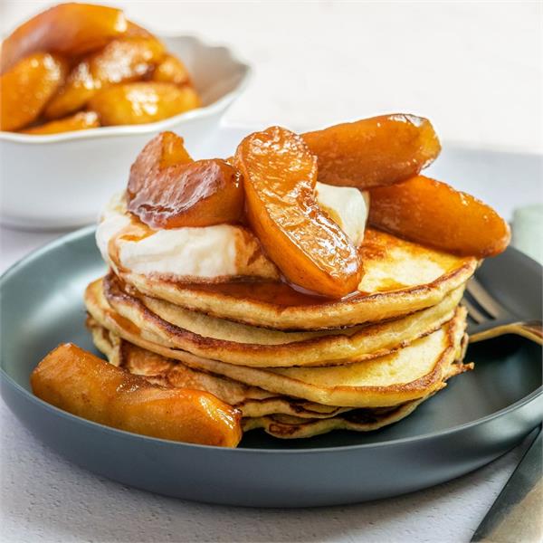 make apple pancakes at home 
