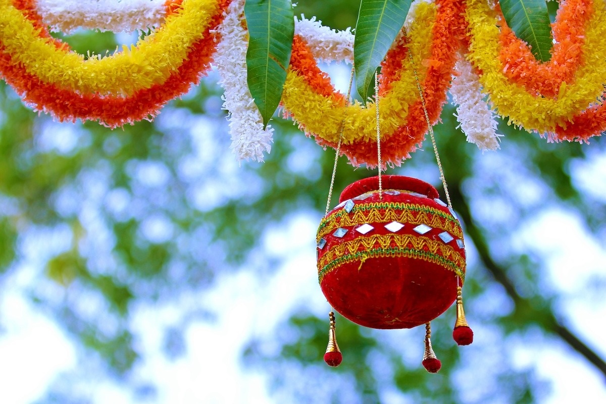 ਮੁੰਬਈ ''ਚ ''ਦਹੀ ਹਾਂਡੀ'' ਉਤਸਵ ਮਨਾਉਂਦੇ ਵਾਪਰਿਆ ਹਾਦਸਾ, 22 ''ਗੋਵਿੰਦਾ'' ਜ਼ਖ਼ਮੀ