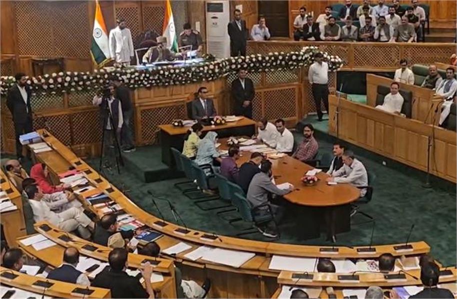 12 ਦੀ ਥਾਂ ਹੁਣ 6 ਸਿਲੰਡਰ ਦੇਵੇਗੀ ਸਰਕਾਰ! J&K Assembly ''ਚ ਮੁਫ਼ਤ LPG Cylinders ''ਤੇ ਹੋਈ ਬਹਿਸ