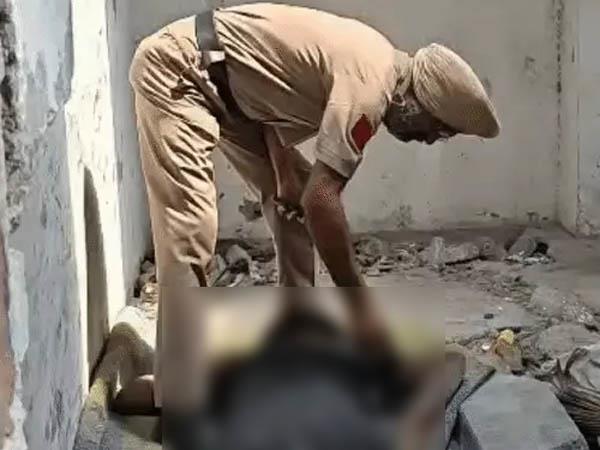 deadbody found at dussehra ground in basti danishmanda