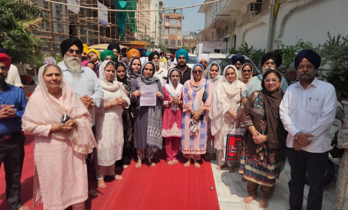 17 ਗੁਰਸਿੱਖ ਮੁਲਾਜ਼ਮਾਂ ਦੇ ਮਾਮਲੇ ’ਚ ਘੋਖ ਕਮੇਟੀ ਨੇ ਵਿਚਾਰੀ ਰਿਪੋਰਟ