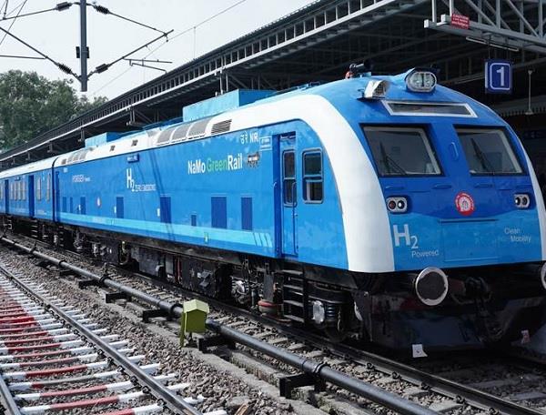 hydrogen train  ceo  railway board  country