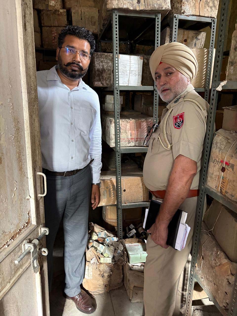 ਡਰੱਗ ਇੰਸਪੈਕਟਰ ਦਫ਼ਤਰ ’ਚੋਂ ਟੂਟੀਆਂ ਤੇ ਹੋਰ ਸਾਮਾਨ ਚੋਰੀ, ਪੁਲਸ ਨੇ ਸ਼ੁਰੂ ਕੀਤੀ ਜਾਂਚ