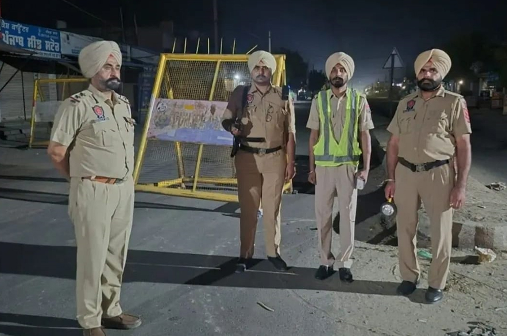 Punjab : ਪੁਲਸ ਨੇ ਕੀਤੀ ਸਖ਼ਤੀ, ਥਾਂ-ਥਾਂ ਲਗਾਏ ਨਾਕੇ