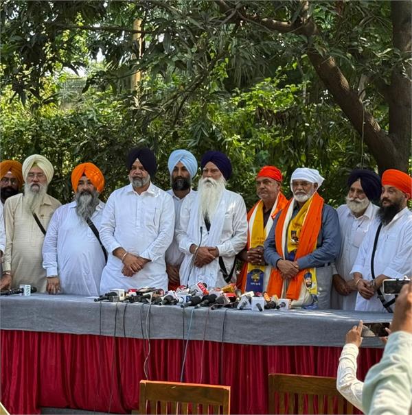 former ed officer niranjan singh joins   akali dal waris punjab de  
