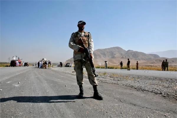 pakistani army convoy incident