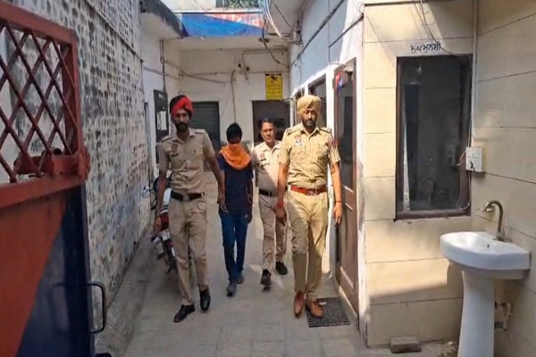ਪੁਰਾਣੀ ਰੰਜਿਸ਼ ਕਾਰਨ ਮਾਮੇ ਦਾ ਕੁਹਾੜੀ ਮਾਰ ਕੇ ਕਤਲ, ਭਾਣਜੇ ਨੂੰ ਪੁਲਸ ਨੇ ਕੀਤਾ ਗ੍ਰਿਫ਼ਤਾਰ