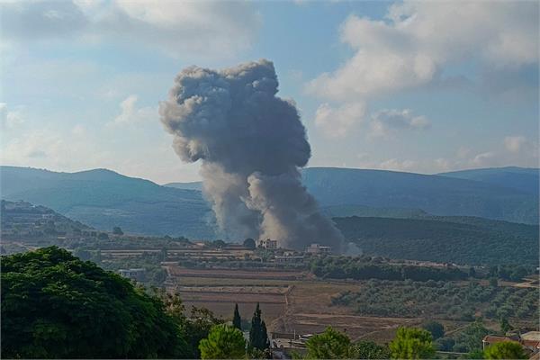 israel strikes southern lebanon