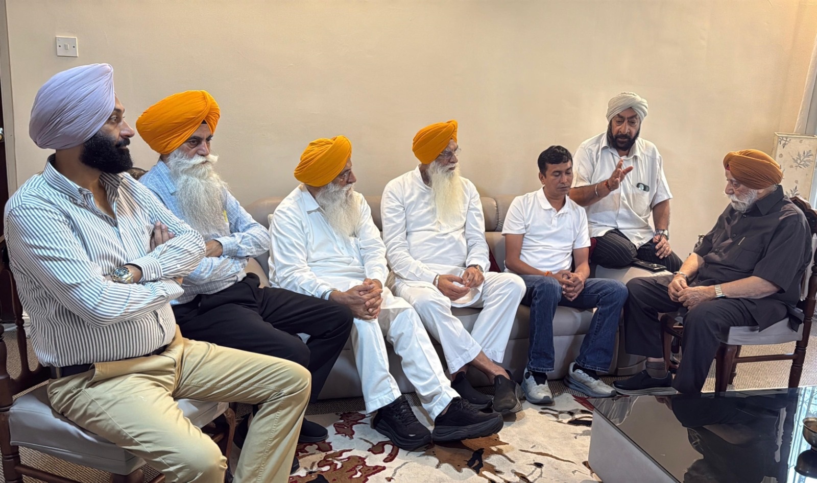 ਨੇਪਾਲ ਤ੍ਰਾਸਦੀ ਨੂੰ ਲੈ ਕੇ SGPC ਦਾ ਵੱਡਾ ਉਪਰਾਲਾ, ਵਫ਼ਦ ਵੱਲੋਂ ਨੇਪਾਲ ਦੇ PM ਦਫ਼ਤਰ ਦੇ ਨੁਮਾਇੰਦਿਆਂ ਨਾਲ ਮੀਟਿੰਗ