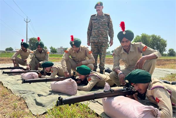 manu vatika school  firing practice