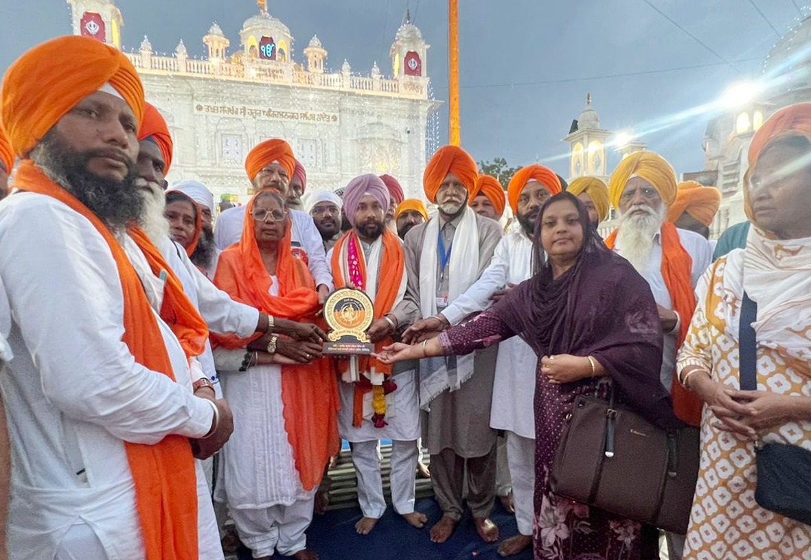 ਅਮਰ ਸ਼ਹੀਦ ਬਾਬਾ ਜੀਵਨ ਸਿੰਘ ਜੀ ਦੇ ਜਨਮ ਦਿਹਾੜੇ ''ਤੇ ਵਿਸ਼ੇਸ਼ ਰੇਲ ਗੱਡੀ ਰਾਹੀਂ ਸੰਗਤ ਸ੍ਰੀ ਹਜ਼ੂਰ ਸਾਹਿਬ ਪਹੁੰਚੀ