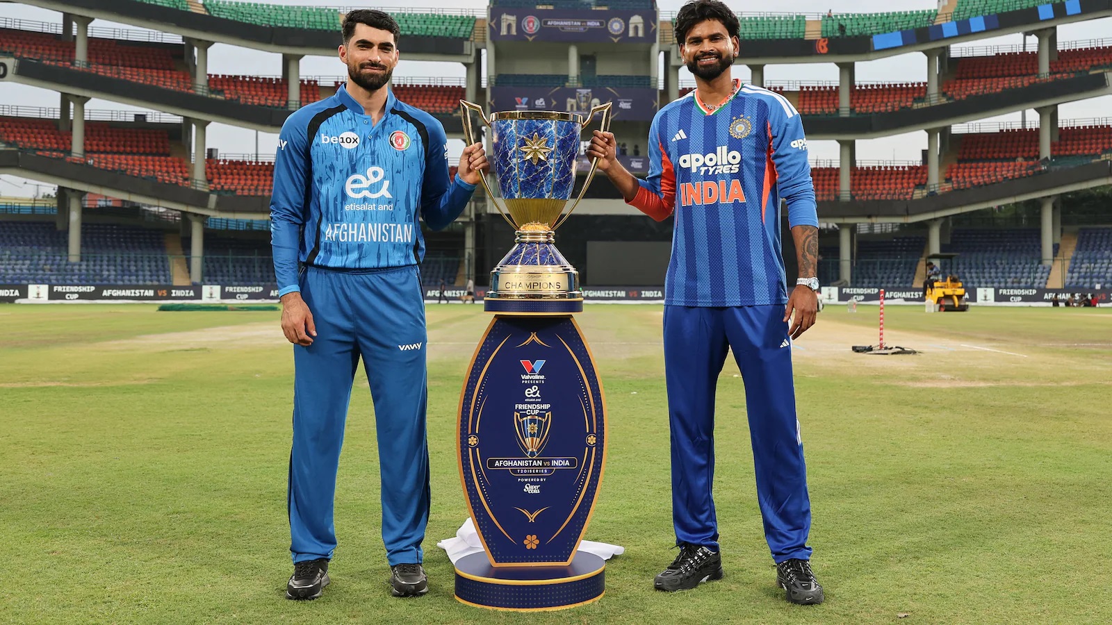 IND vs AFG: ਪਹਿਲਾਂ ਬੱਲੇਬਾਜ਼ੀ ਕਰੇਗਾ ਭਾਰਤ, ਟੀਮ ''ਚ ਕੀਤਾ ਇਕ ਬਦਲਾਅ