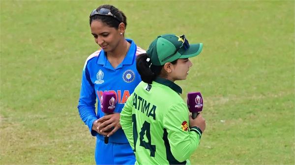pakistan won the toss and elected to bat see playing 11