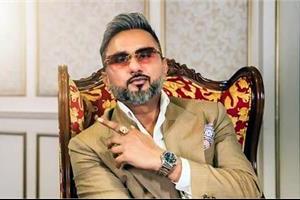 maharashtra cyber   issues final reminder to honey singh
