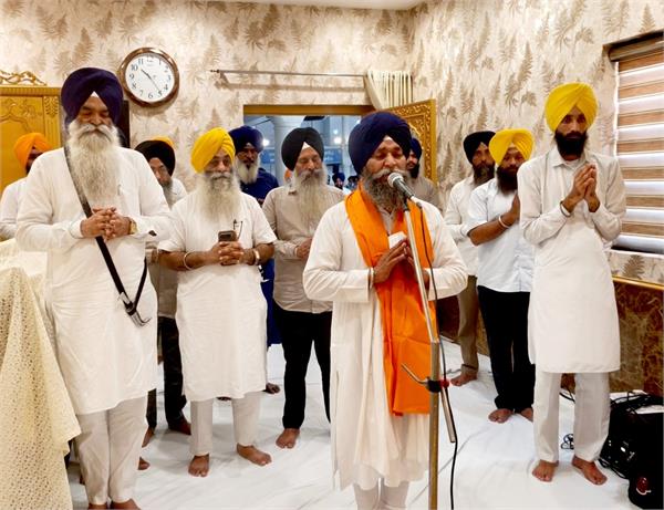 shiromani committee celebrates baba farid ji