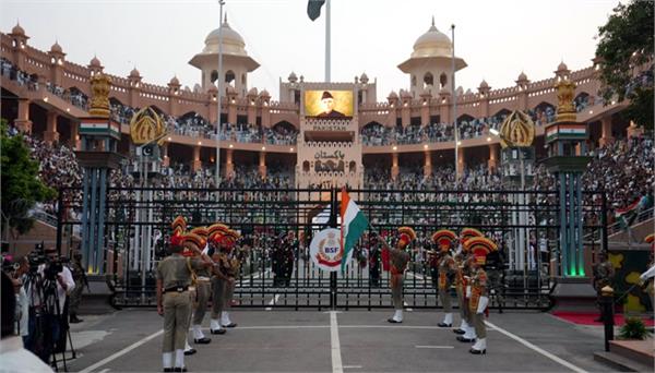 retreat ceremony timings changed at attari and sadqi borders