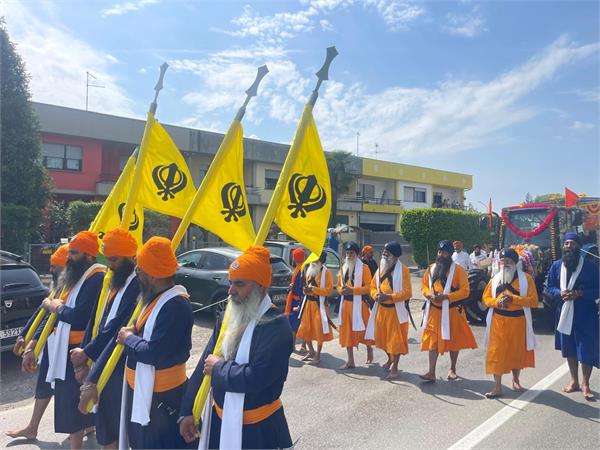 nagar kirtan italy